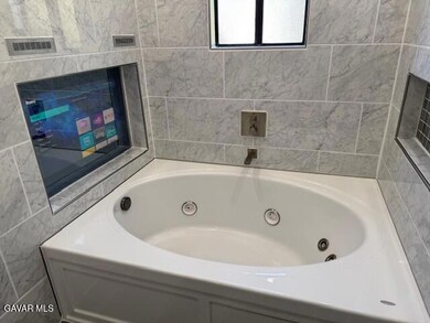 44128 Fine Cir, Lancaster, CA 93536 - photo 4