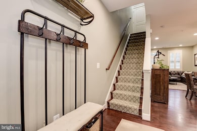 808 Madison St, Alexandria, VA 22314 - photo 4