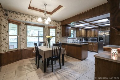 1900 W Pittsburg Ct, Broken Arrow, OK 74012 - photo 7