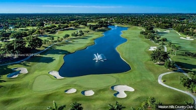 1946 Harbor View Cir, Weston, FL 33327 - photo 3