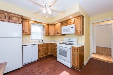1936 N Poplar St, Waukegan, IL 60087 - photo 5