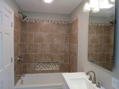 872 Portland St, Rochester, NH 03868 - photo 6