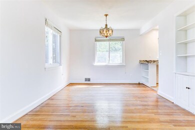 5622 Yorktown Blvd, Arlington, VA 22207 - photo 4