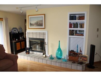 20 Crossin Unit 105, Woodstock, NH 03262 - photo 2