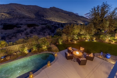 2939 Red Arrow Dr, Las Vegas, NV 89135 - photo 2