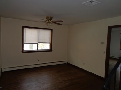 56 Weaver St unit B, Greenwich, CT 06831 - photo 5