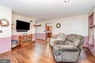 1325 Mill Pond Way, Palmyra, PA 17078 - photo 4