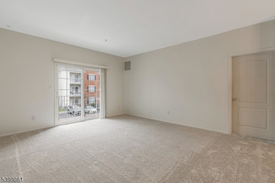 524 Coppola Dr, South Plainfield, NJ 07080 - photo 7