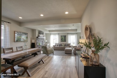 dining living