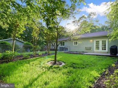 8351 N Point Rd, Manassas, VA 20112 - photo 4