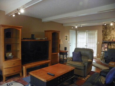 155 Barbara Sue Ln, Mount Washington, KY 40047 - photo 5