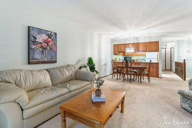 2205 Mapleton NE - 6