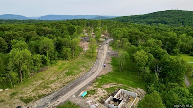 18 Midway Dr, Newburgh, NY 12550 - photo 6