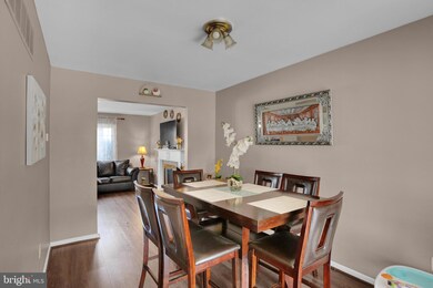 718 Crescent Ave, Reading, PA 19605 - photo 6