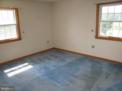 4696 Heckman Dr, Saint Thomas, PA 17252 - photo 5