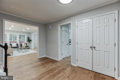 4805 Bentonbrook Dr, Fairfax, VA 22030 - photo 7