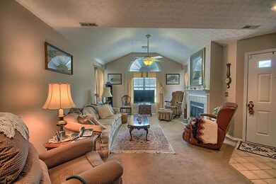 116 Villa Creek Dr unit 12-116, Reynoldsburg, OH 43068 - photo 5