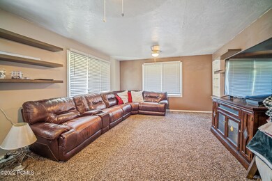 Listing_1188208_Photo_1_ID415638413