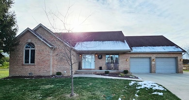 1311 Reservoir Ct, Washington Court House, OH 43160 - photo 2