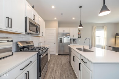 346 Switchgrass Ln, Whiteland, IN 46184 - photo 6