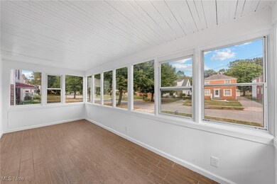 5470 Dalewood Ave, Maple Heights, OH 44137 - photo 4