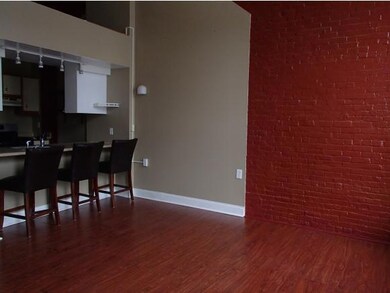 Emerson Mills unit M14, Pembroke, NH 03275 - photo 2