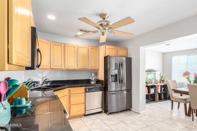 3736 W Dahlia Dr, Phoenix, AZ 85029 - photo 7