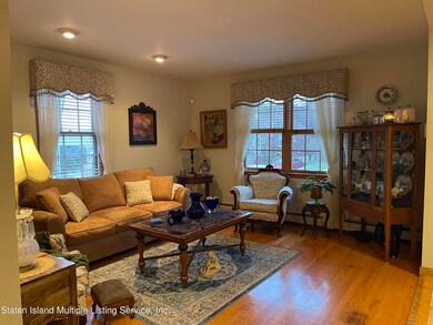 650 Pelton Ave, Staten Island, NY 10310 - photo 4