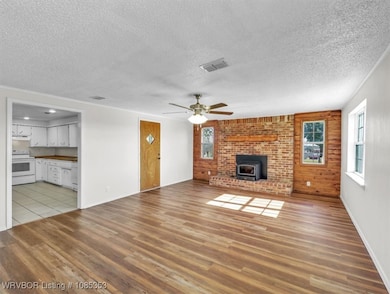 21703 Smokey Ln, Howe, OK 74940 - photo 6