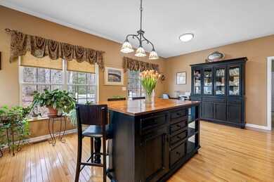 9 Summerfield Dr unit 8, South Grafton, MA 01560 - photo 5