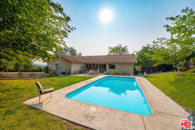 1039 Vista Grande St, Paso Robles, CA 93446 - photo 2