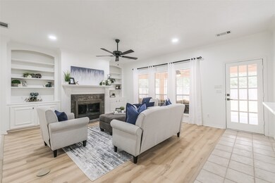 31106 Lost Creek Ct, Tomball, TX 77375 - photo 6