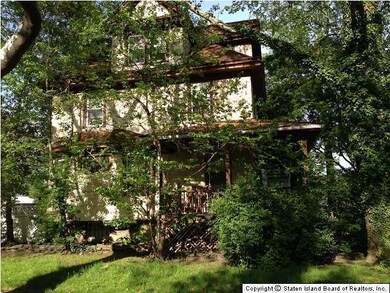 27 Delafield Place, Staten Island, NY 10310 - photo 2