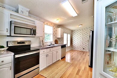 146 Roberts Rd, Hahira, GA 31632 - photo 6