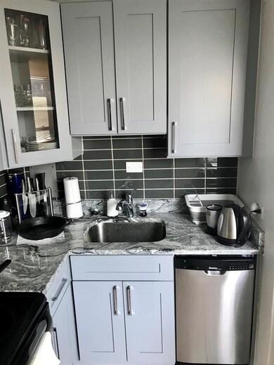 stainless appliances and granite