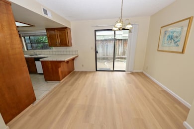 4718 E Alamos Ave unit 105, Fresno, CA 93726 - photo 5