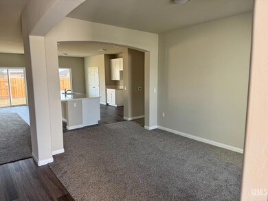 4607 Dry Port Way, Bakersfield, CA 93306 - photo 2