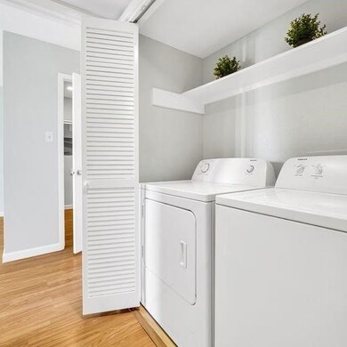 10555 Turtlewood Ct unit 1803, Houston, TX 77072 - photo 3