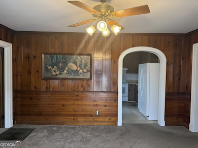 243 W Tate St, Elberton, GA 30635 - photo 6