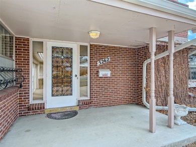 5262 W Linvale Place, Denver, CO 80227 - photo 4