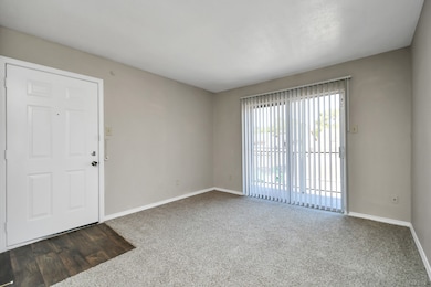 7700 W Airport Blvd unit 902, Houston, TX 77071 - photo 4