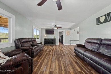 532 Henry Higgins Rd, Jackson, GA 30233 - photo 7