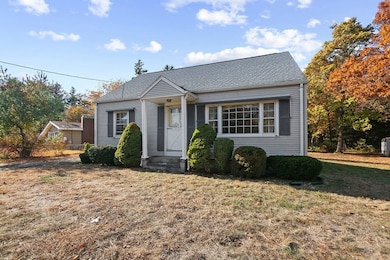 261 West St, Ludlow, MA 01056 - photo 4