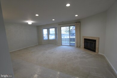 308 Trinity Ct unit 6, Princeton, NJ 08540 - photo 4