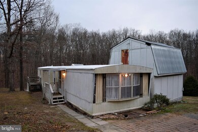 310 Ward Dr, Bunker Hill, WV 25413 - photo 6