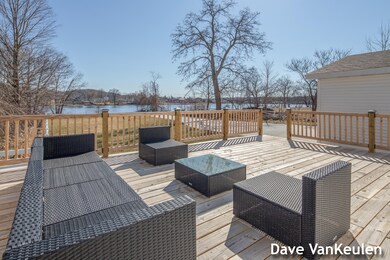 517 N Hudson St, Lowell, MI 49331 - photo 5