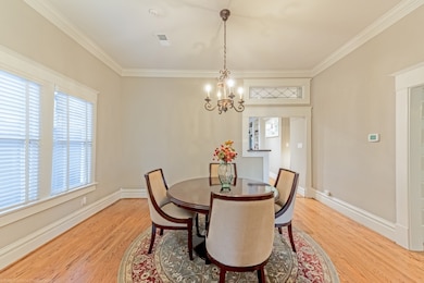 916 Cortlandt St, Houston, TX 77008 - photo 7