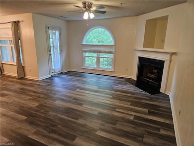 623 Ivy Glen Dr unit 623, Winston Salem, NC 27127 - photo 5