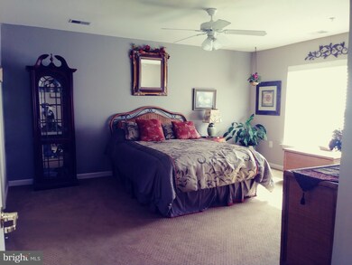 304 Wyndham Cir unit J, Owings Mills, MD 21117 - photo 6