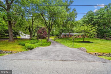 501 Apple Grove Rd, Silver Spring, MD 20904 - photo 3